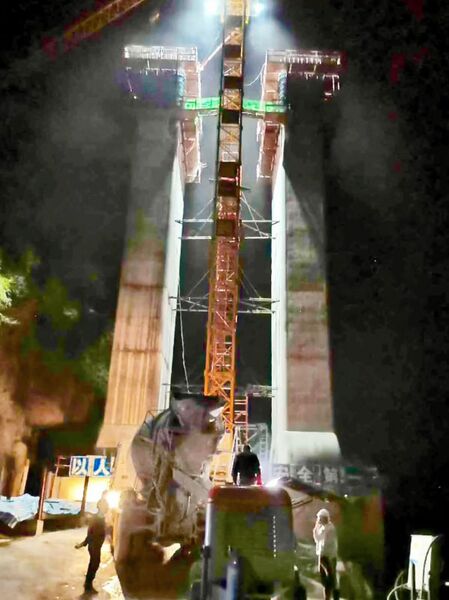 File:LiexiNight.jpg