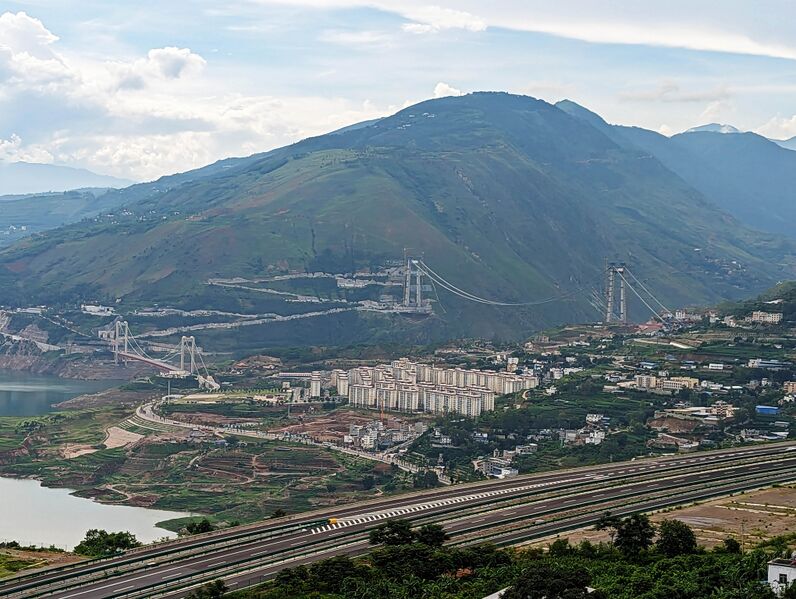 File:ChuandianBridges.jpg