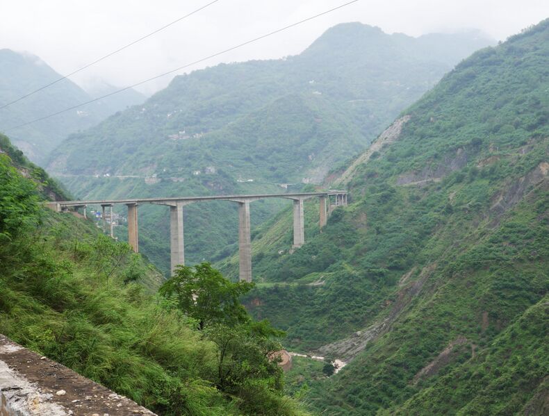 File:TianbaCloudy.JPG