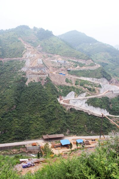 File:YelangheRailwayConstructionRoads.jpg