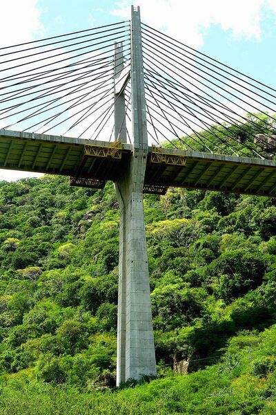 File:1QuetzelapaSkyscrapercity.jpg