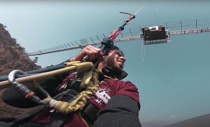 File:CliffNepalBungy.jpg