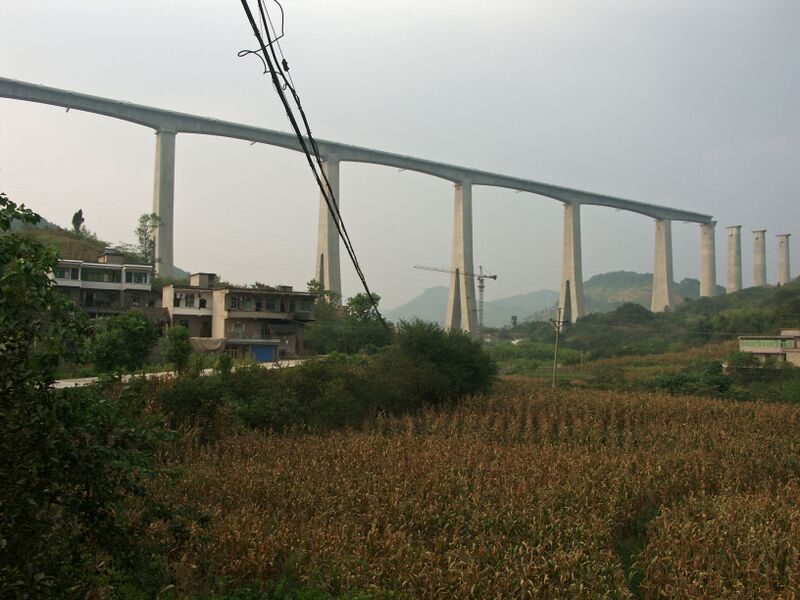 File:XinqiaoRailway4.jpg