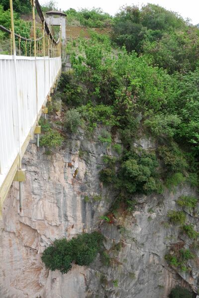 File:ShangwujiaoPipelineSide.JPG