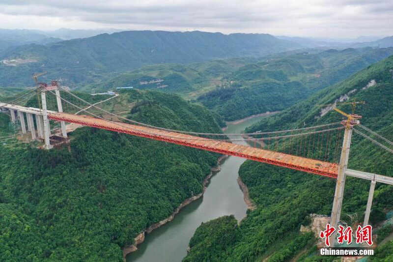 File:YangbaoshanDeck6Lane.jpg