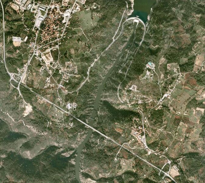 File:ZezereAerial.jpg
