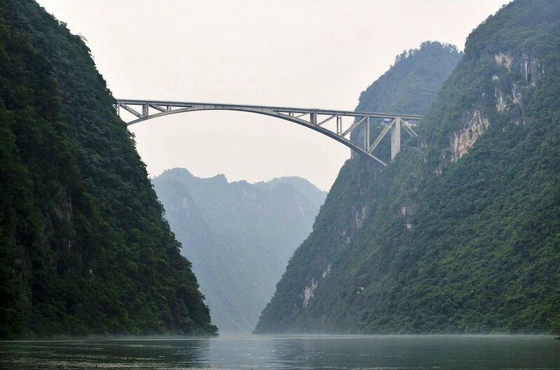 File:JiangjiajieWithReservoir.jpg