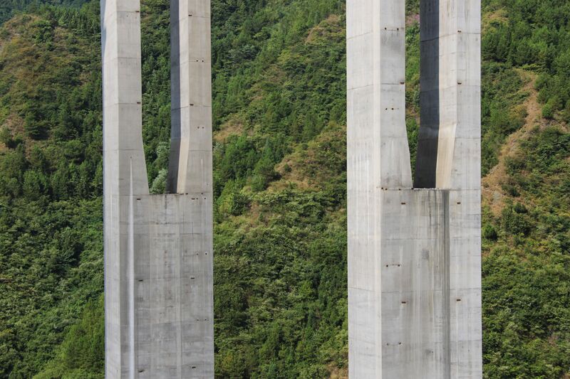 File:MahePierOpenings.JPG