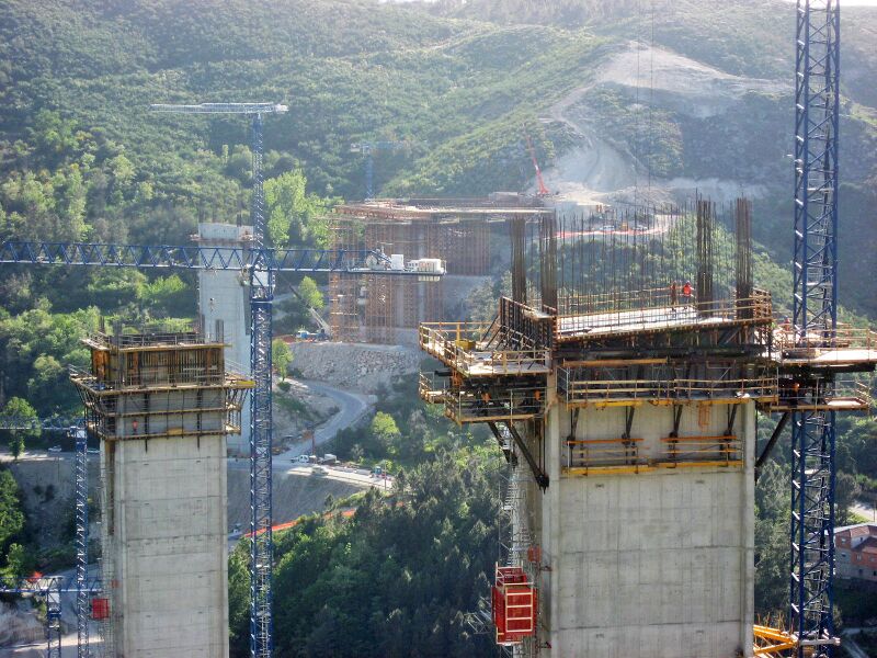 File:MaraoPiersLongView.JPG