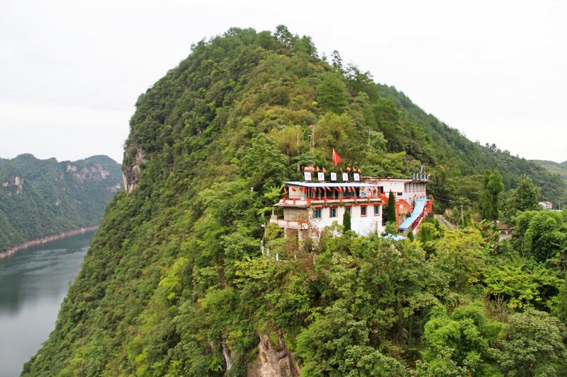 File:JiangjieheMountainTop.jpg