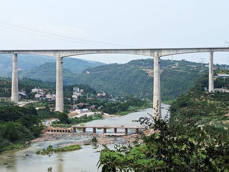 File:Huangbaihe RailwayWestSpan.jpg