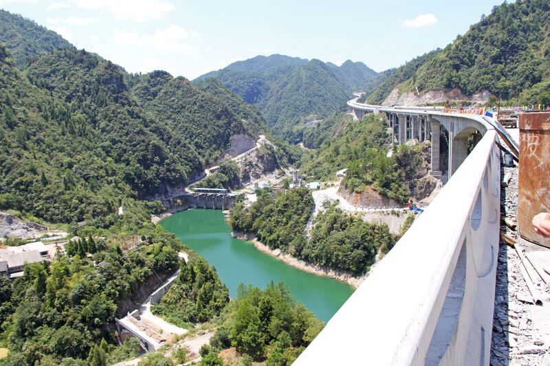 File:ShiheBridge1Reservoir.jpg