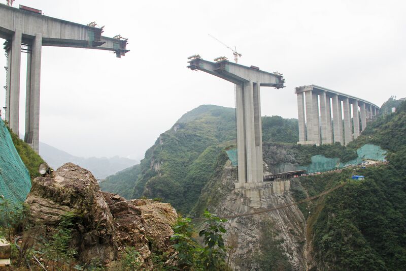 File:YangshuiheBridgeSideView.jpg
