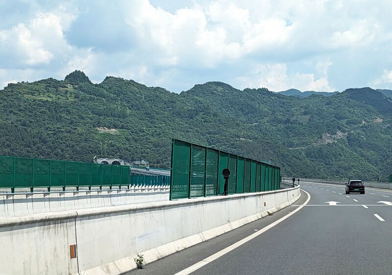 File:DafaquDeck.jpg