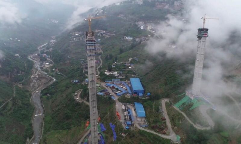 File:JinyanghePiersDrone.jpg