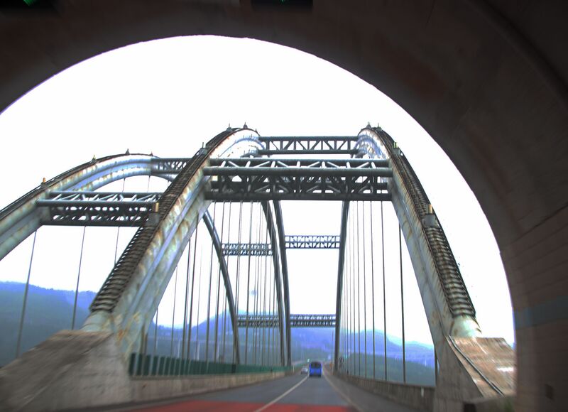 File:LuosizhaiArches.JPG