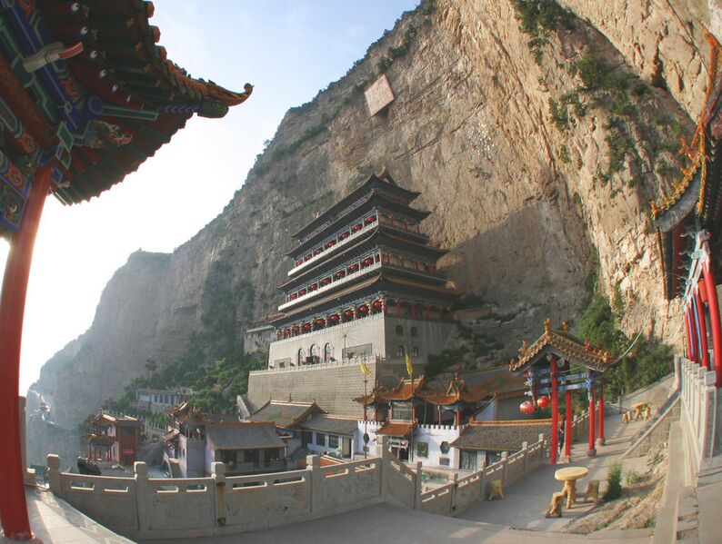 File:MianshanWideAngleTemple.jpg