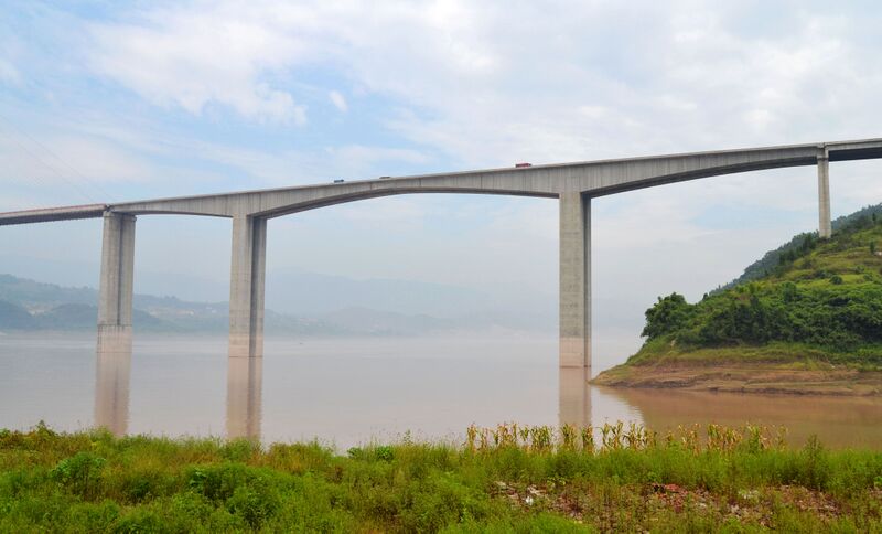 File:190ZhongxianBeamByGeorges.jpg