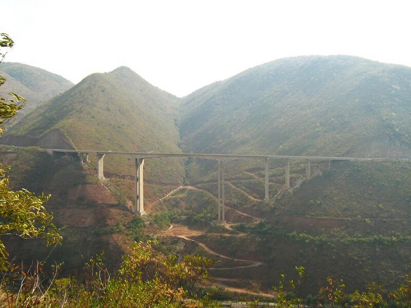 File:BaoshanG56BridgebyHuGuochao.jpg