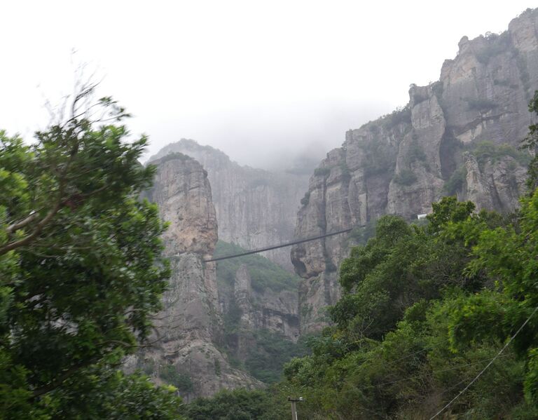 File:FangdongYandangGlassFarView.JPG