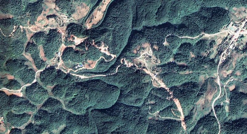 File:LannisiRailwaySatellite.jpg