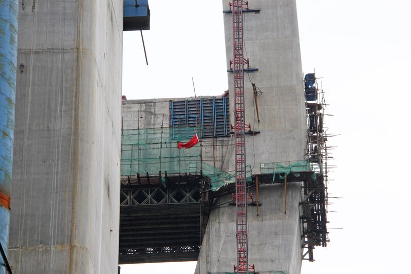 File:BeipanjiangDugeEastTowerDetail.jpg