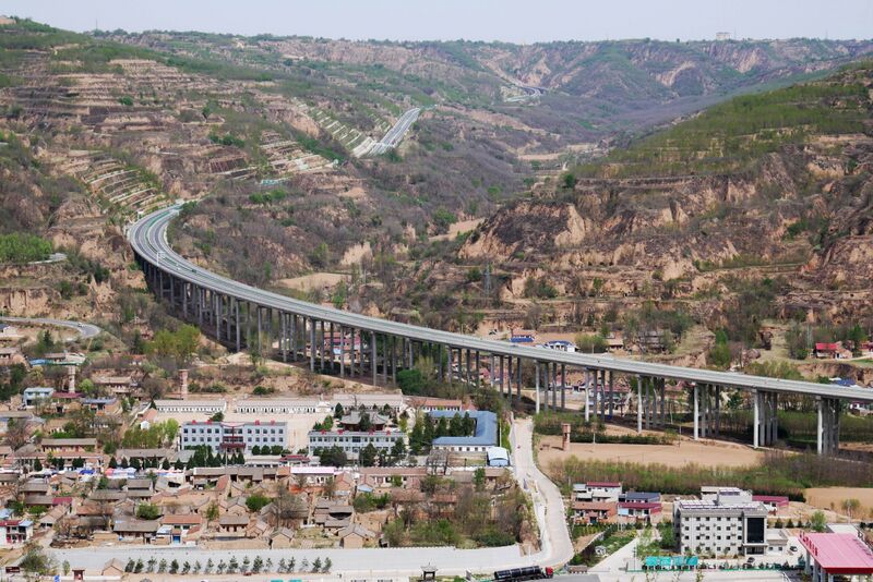 File:LuochuanBridgeSilangheLonglens.JPG