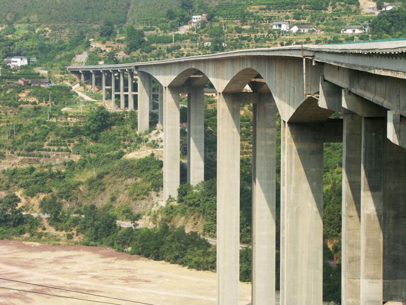 File:Shimahe100mtrsHigh.jpg