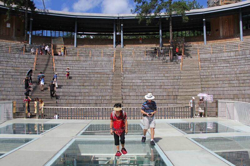 File:ZhangjiajieGlass2018View12.JPG