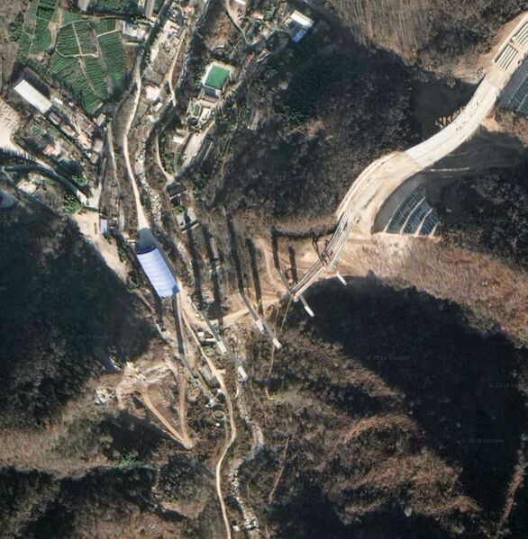 File:ZhongyanshanSatellite.jpg