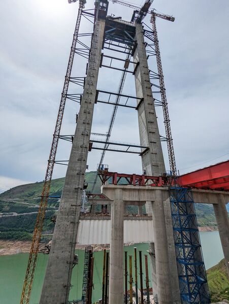 File:ChuandianTowerConstruction.jpg