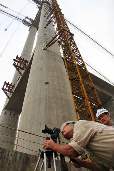 File:LongjiangTowerBradGradyFilm.jpg