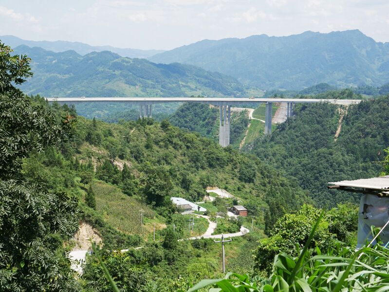 File:QingchiHillside.JPG