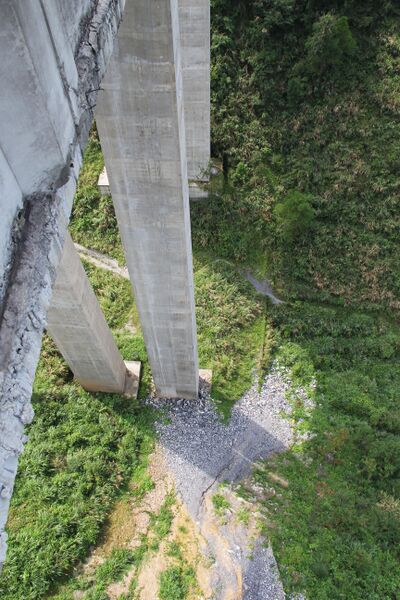 File:ZhuangjiapoPierDrop.jpg