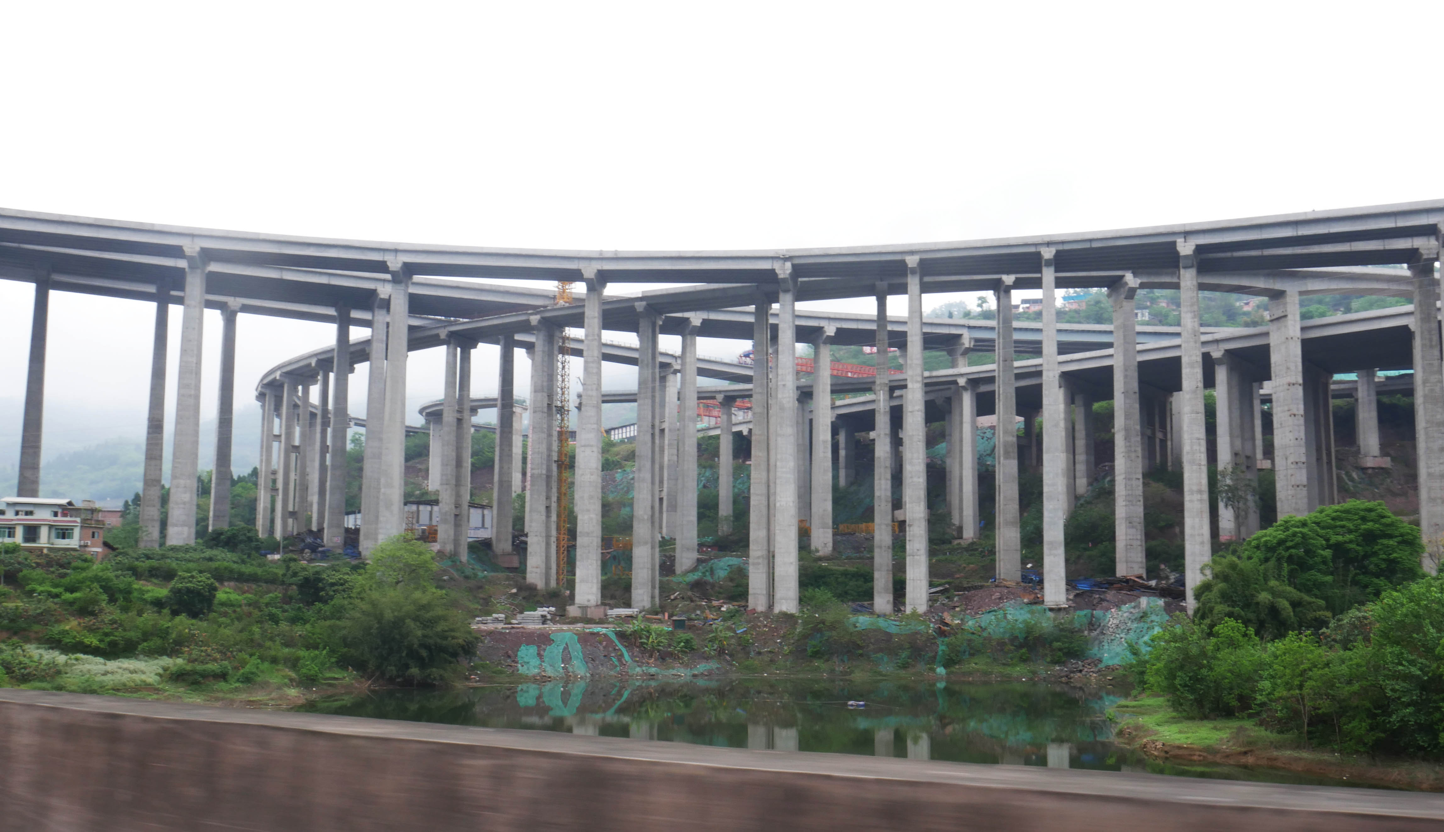 YangliubaInterchangeGray.JPG