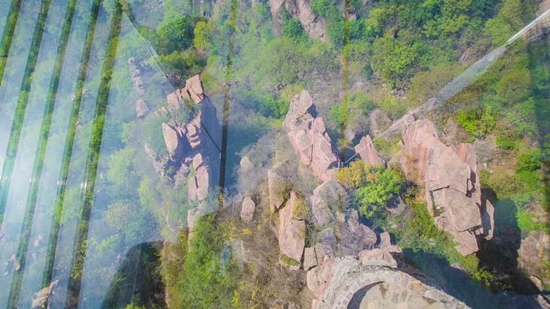 Jiaodingshan GlassDrop.jpg
