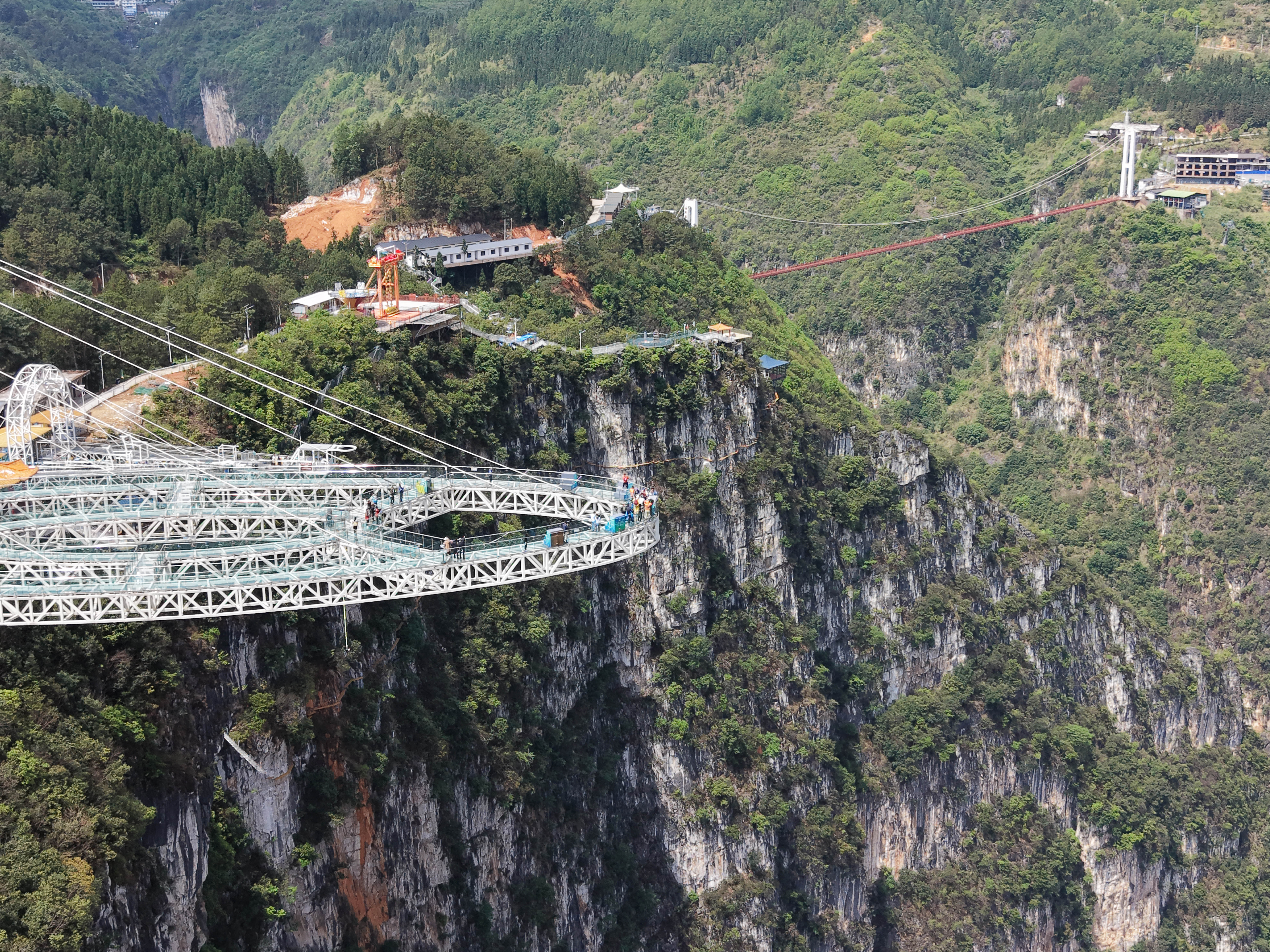 NizhuhePlatformLonglensDrone.JPG