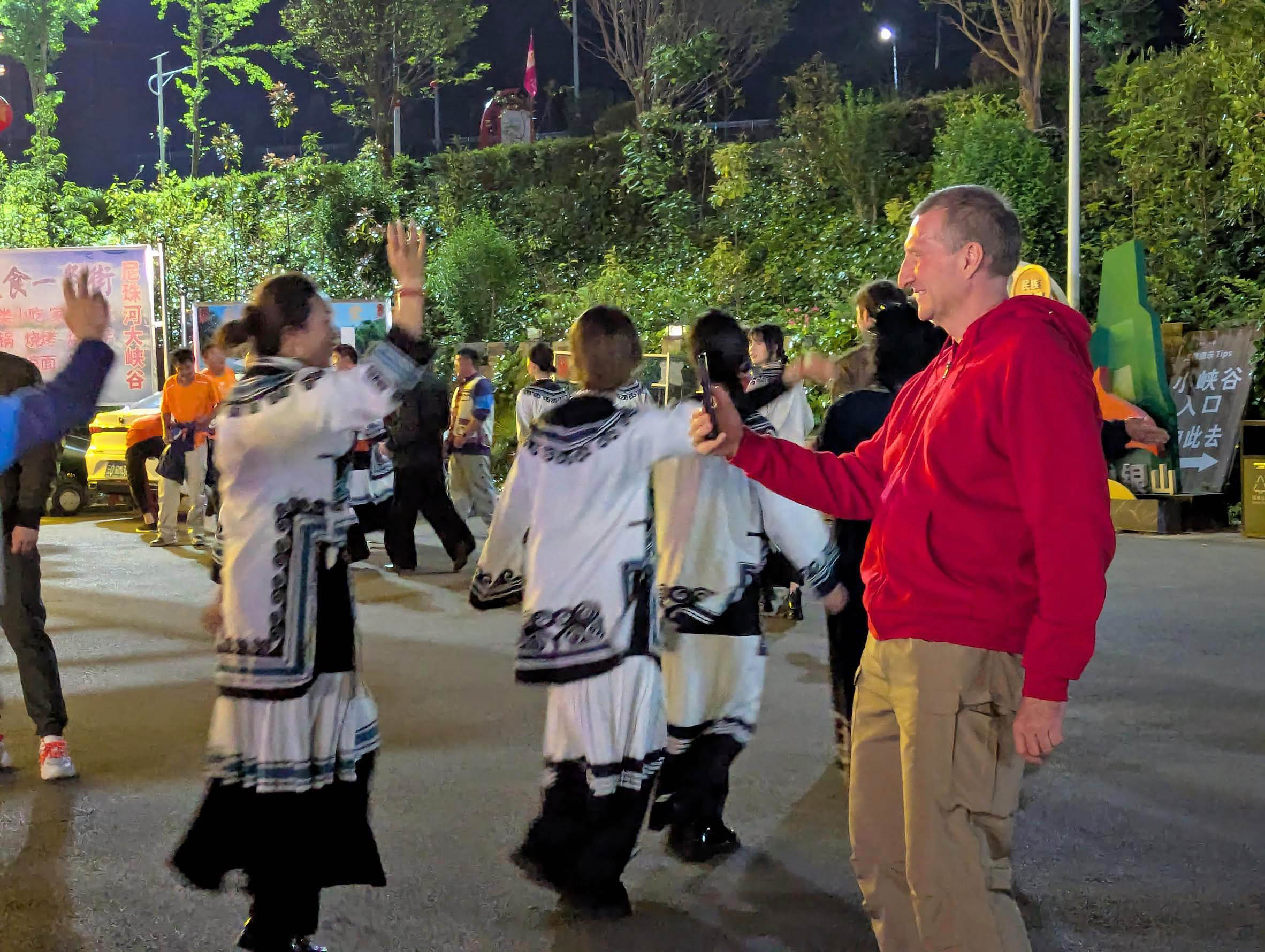Nizhuhe2026BASEGaryDAncers.jpg