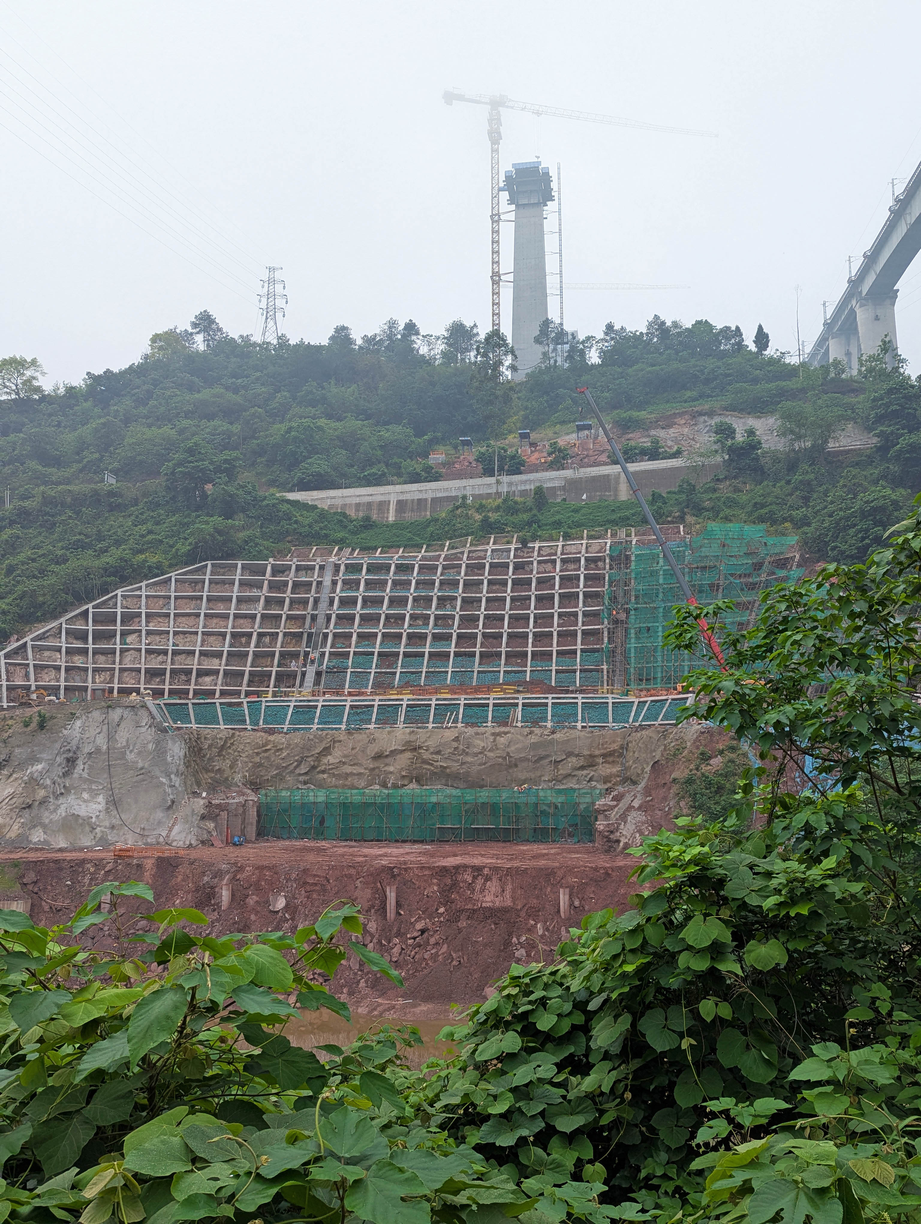 Caijiagou Railway Bridge YifuTallestFoundation.jpg