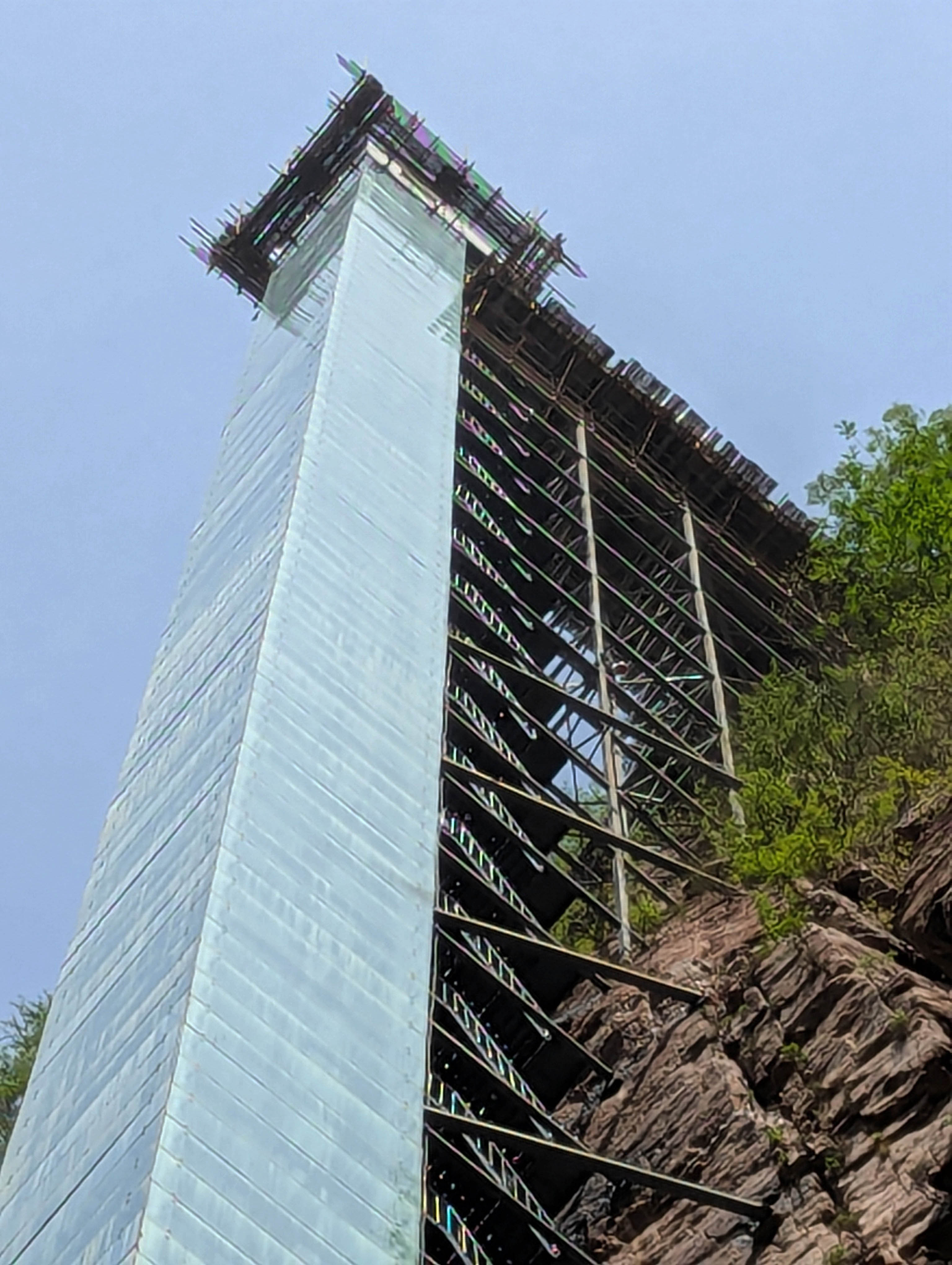 Baligou ScenicElevatorCliffSideSky.jpg