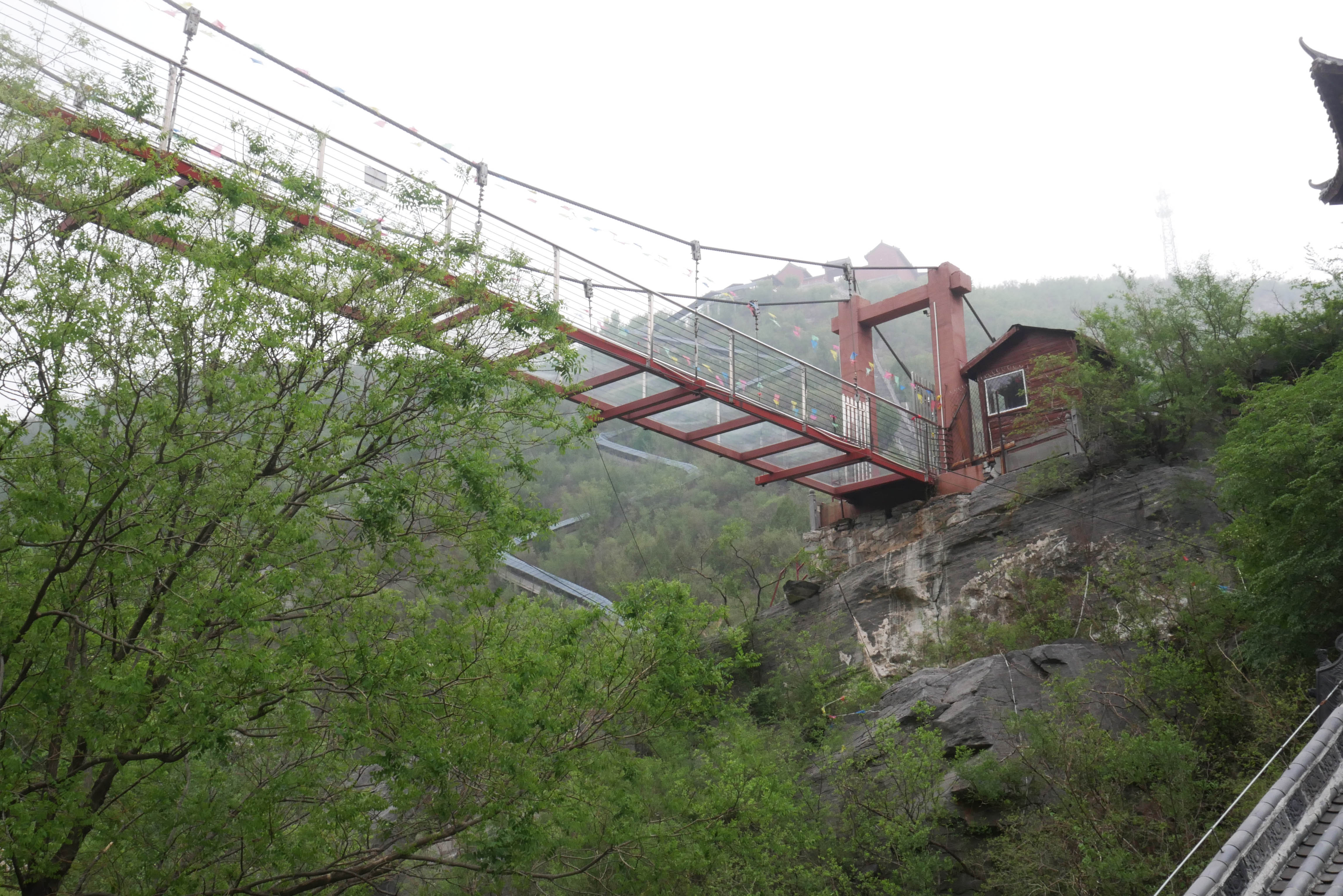 YunmengshanFootbridgeWhiteSky.JPG