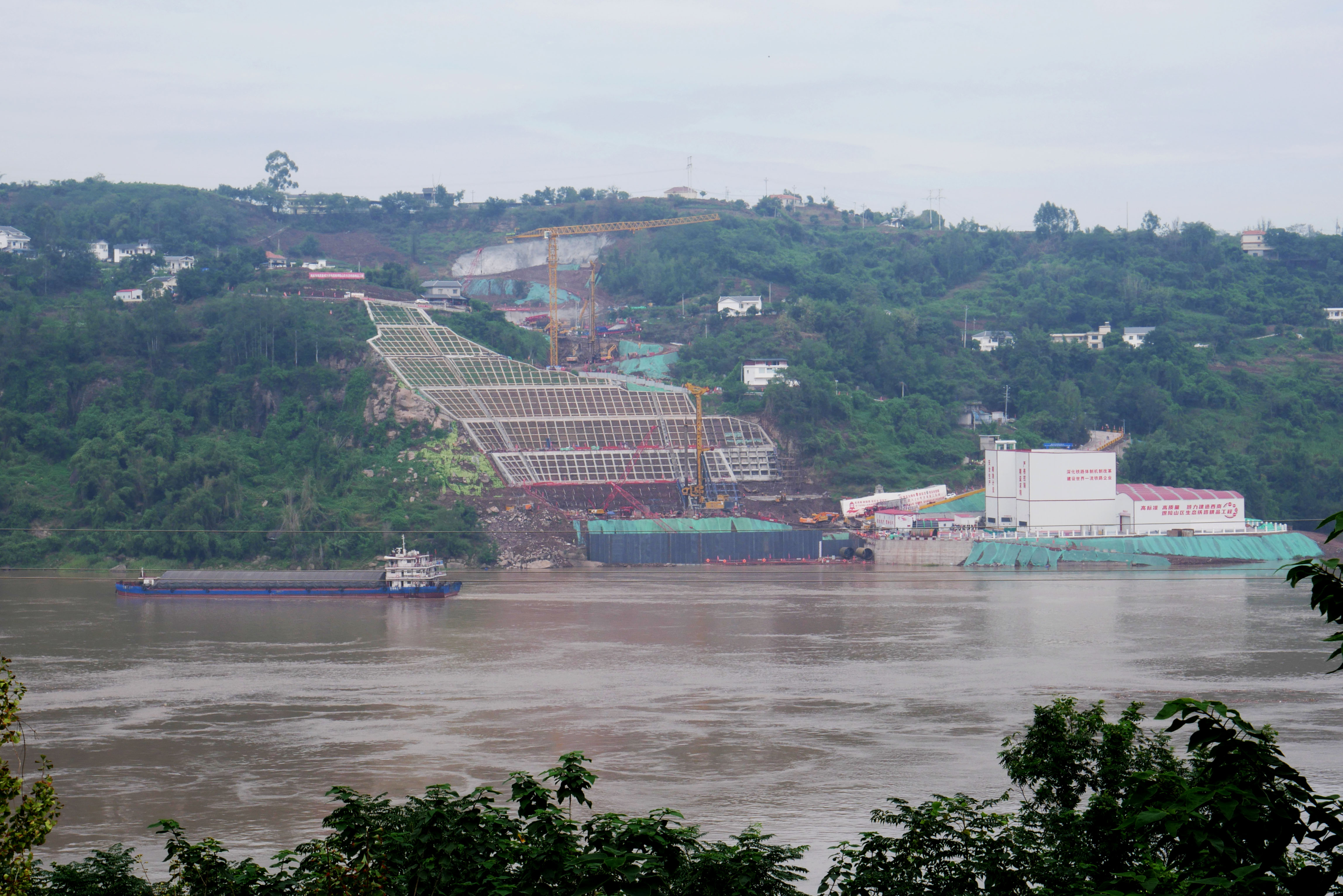 Fuling Qingxi Yangtze FoundationWest.JPG