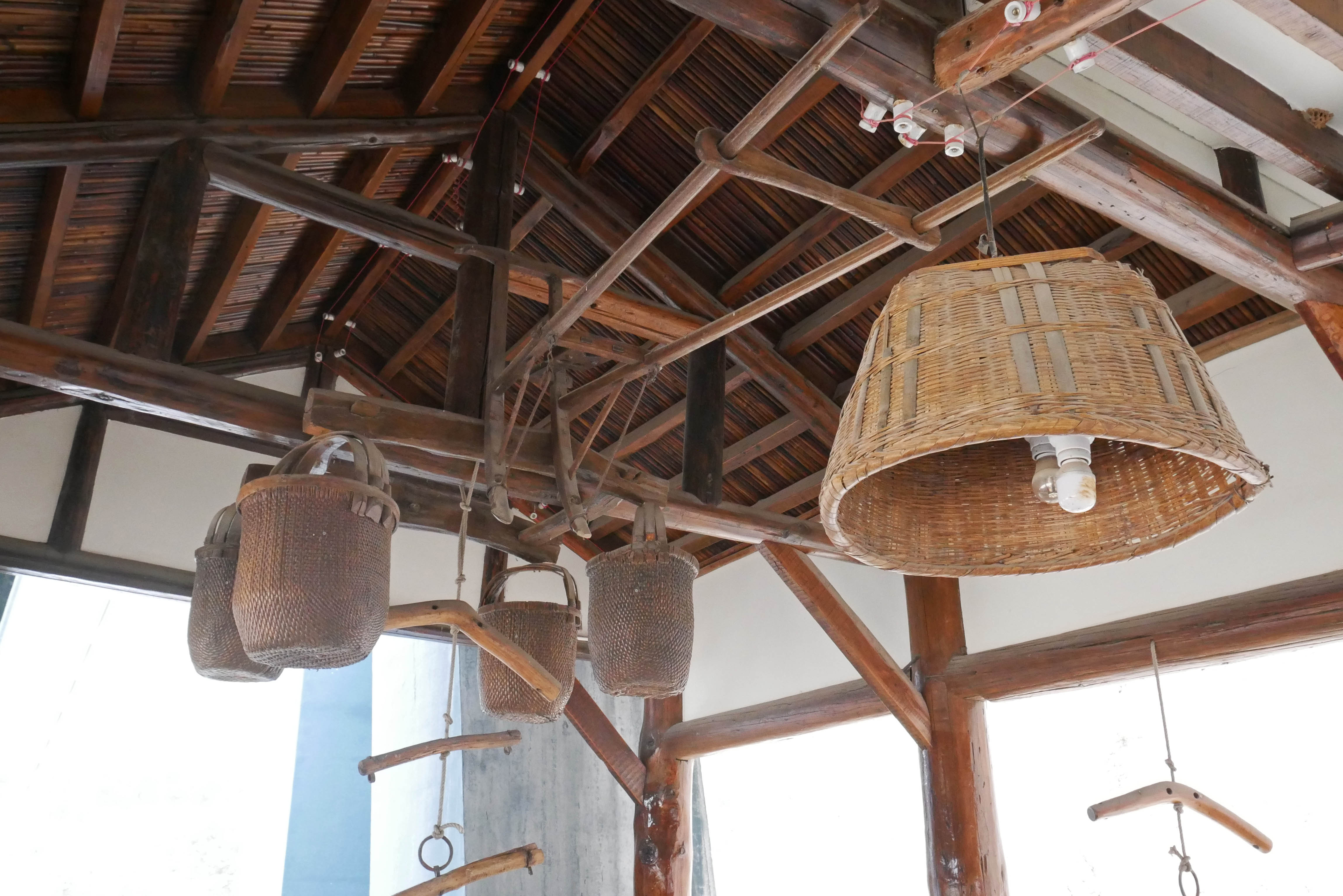 Yunqiushan GlassBaskets.JPG