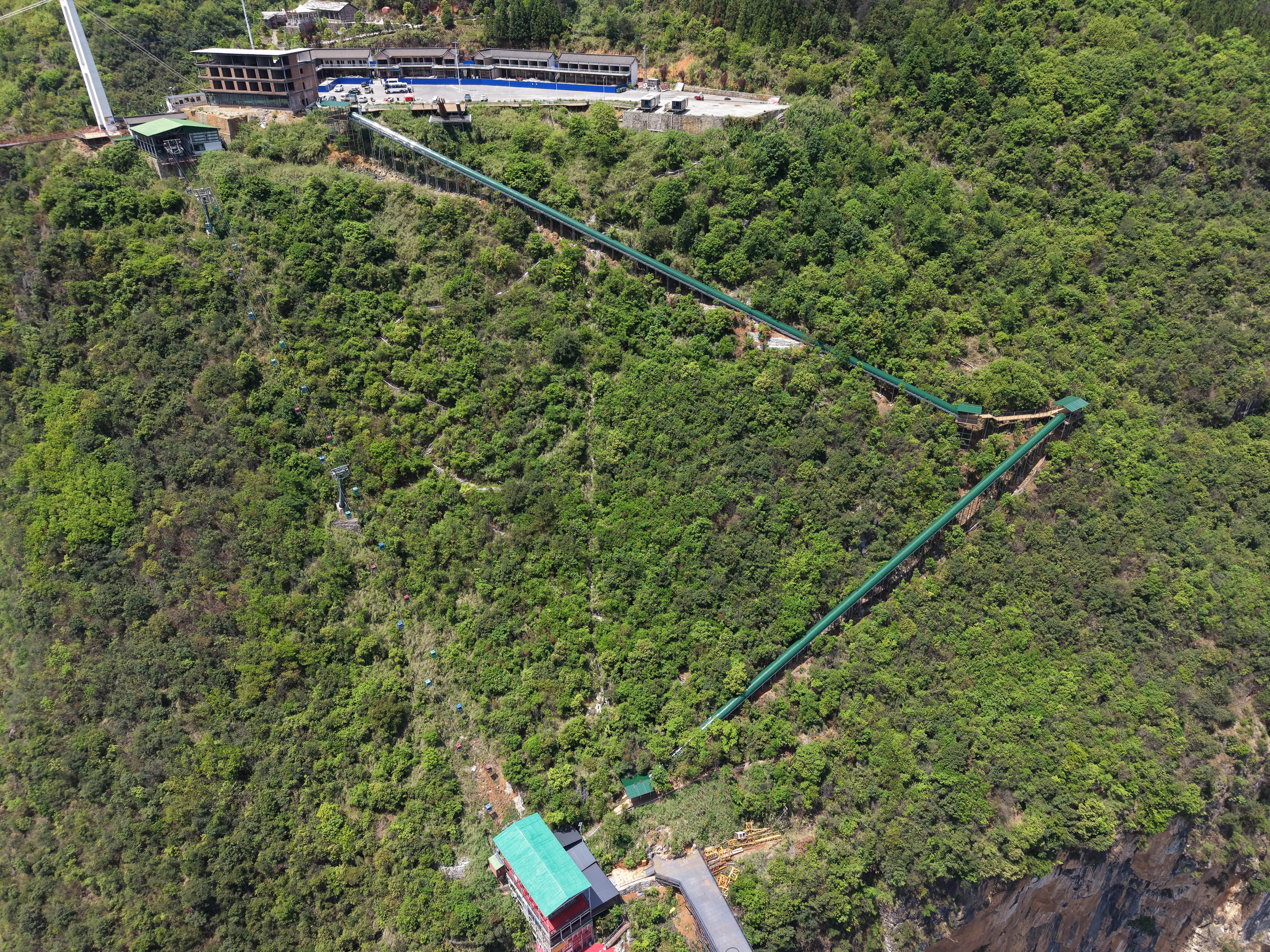 NizhuheEscalatorsDrone.JPG