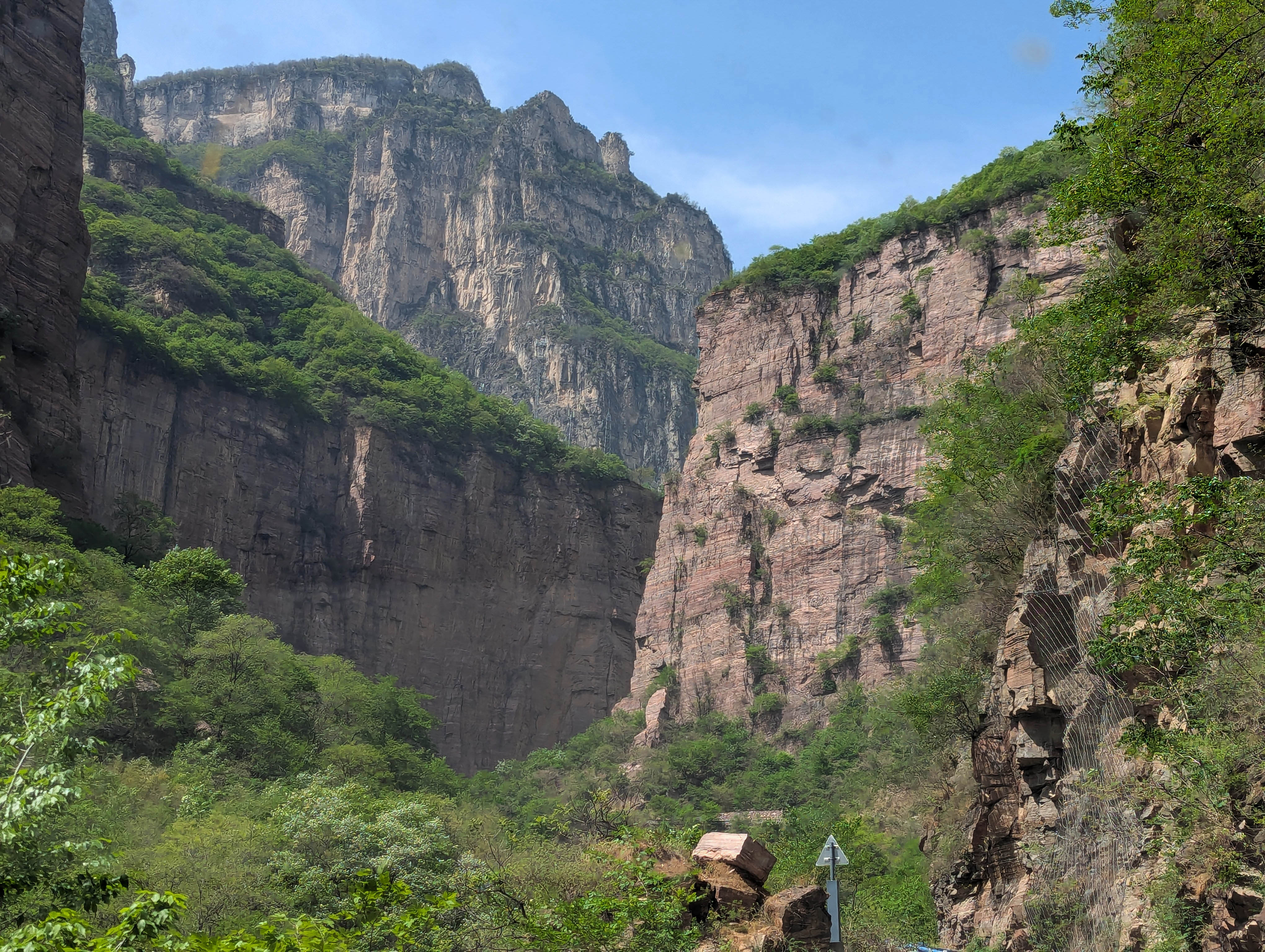 Baligou ScenicElevatorScenery.jpg