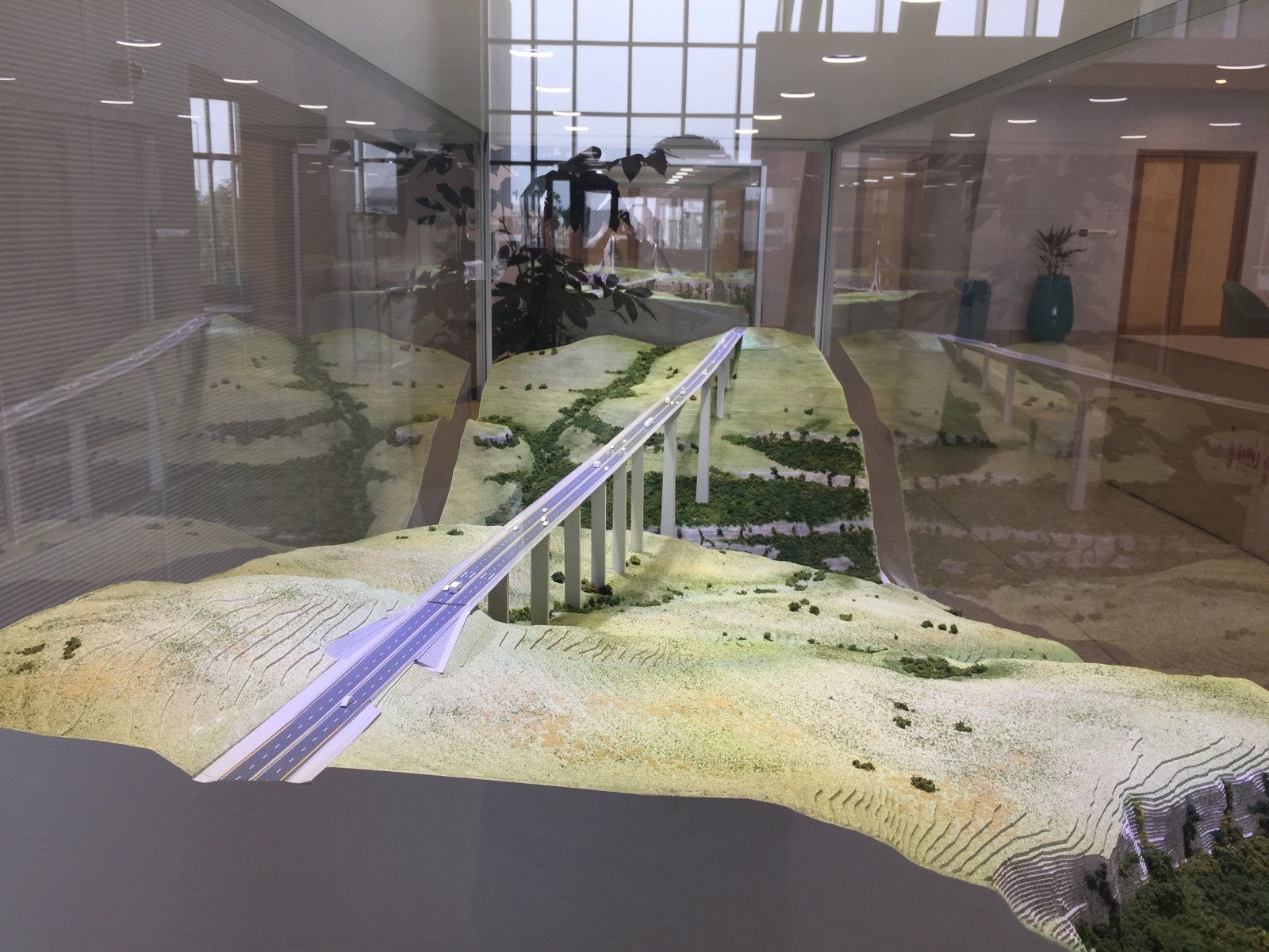 Mtentu R BRIDGE MODEL INSTALLED 7.jpg