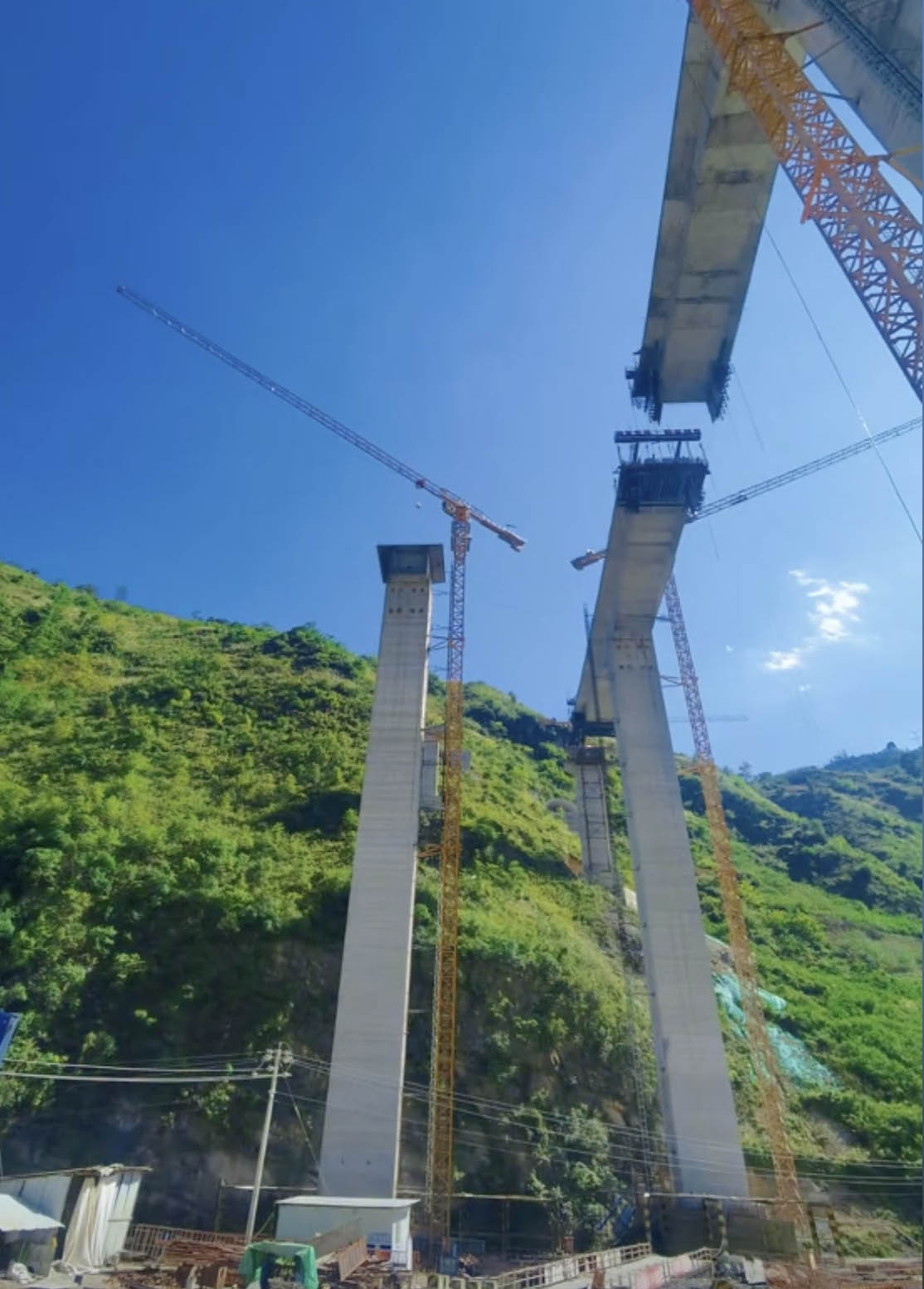 TejiPierSlope.jpg