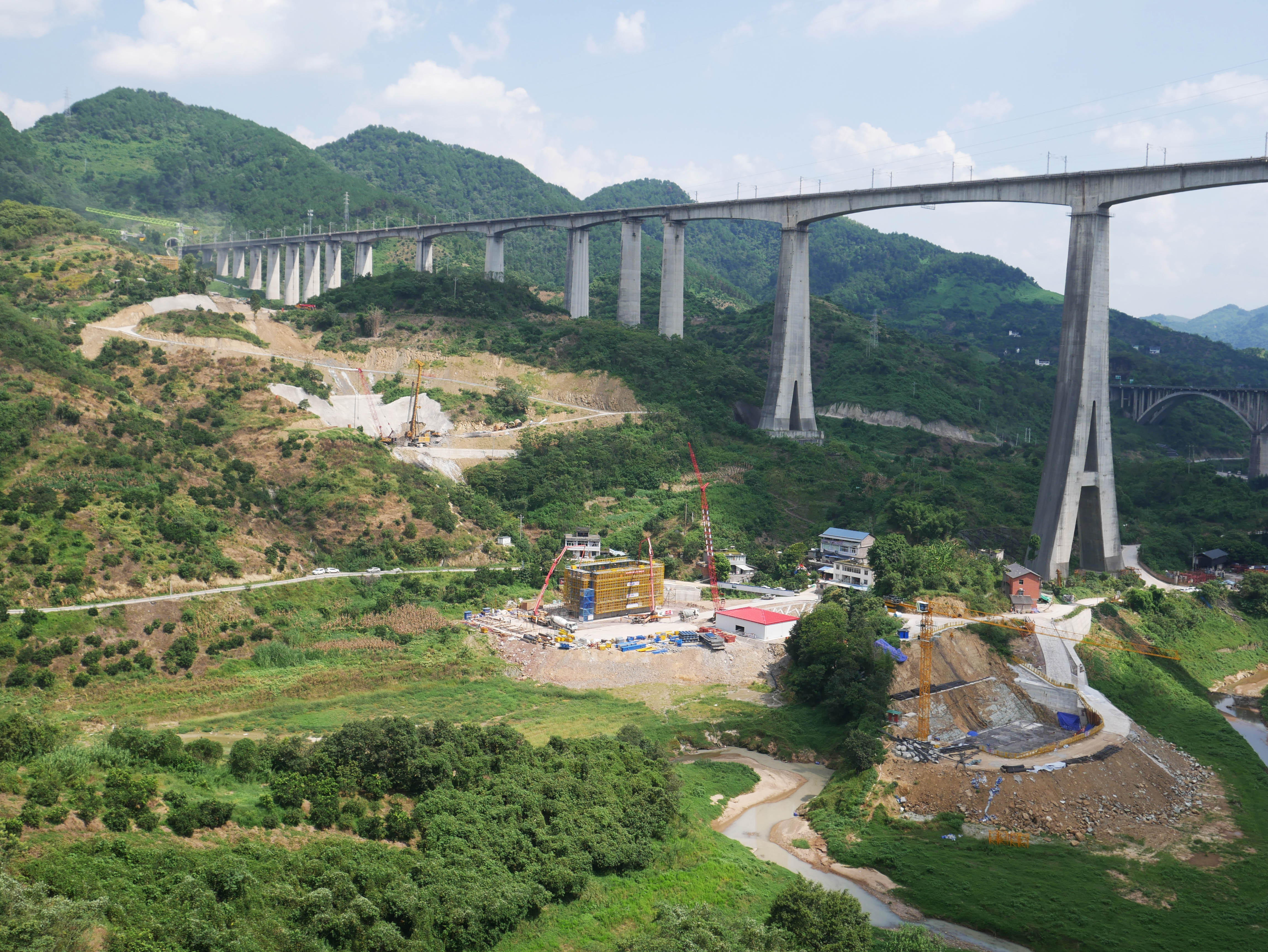 Caijiagou Railway Bridge YuwanPierFoundation4.JPG