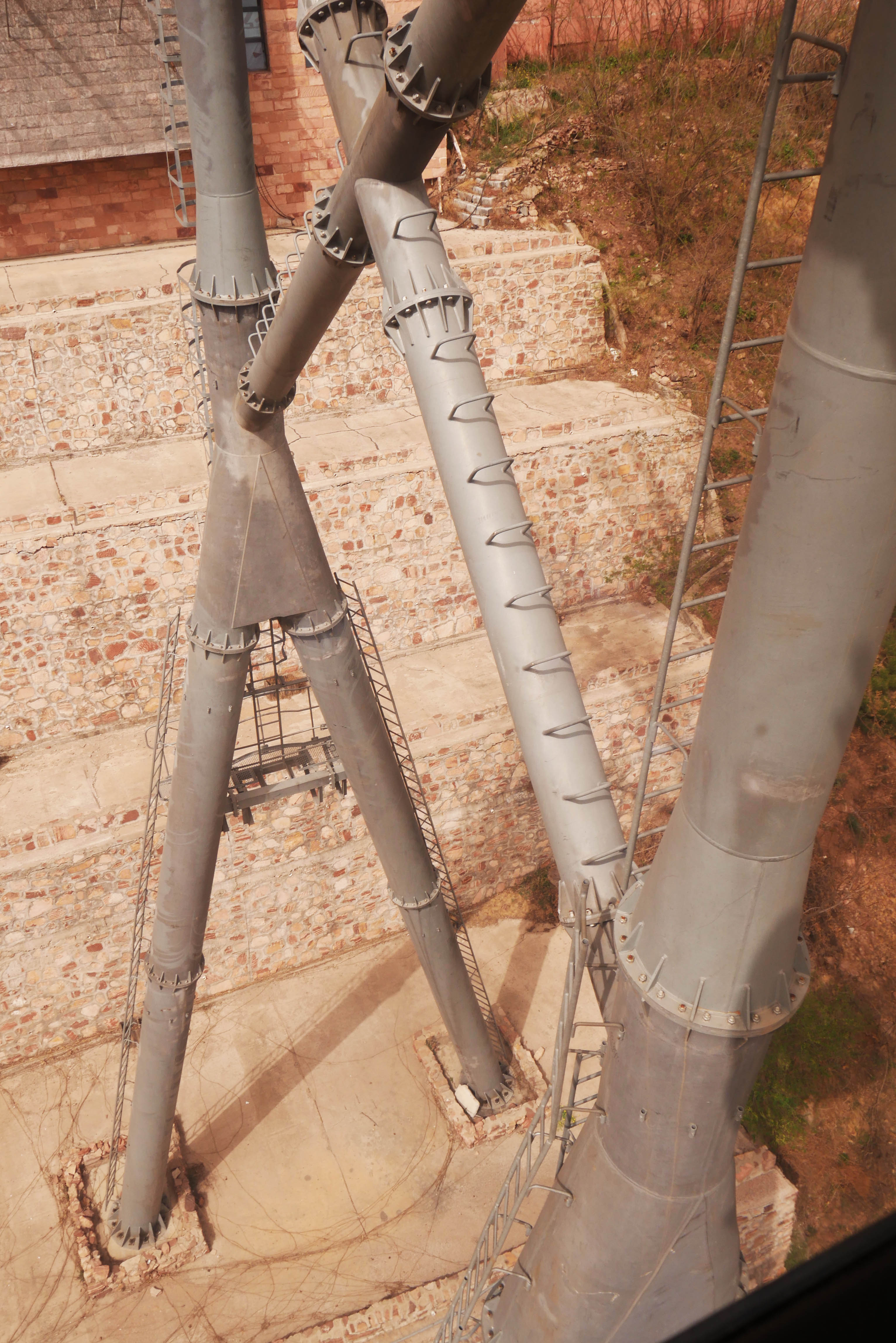 EastTaihangSupports.JPG