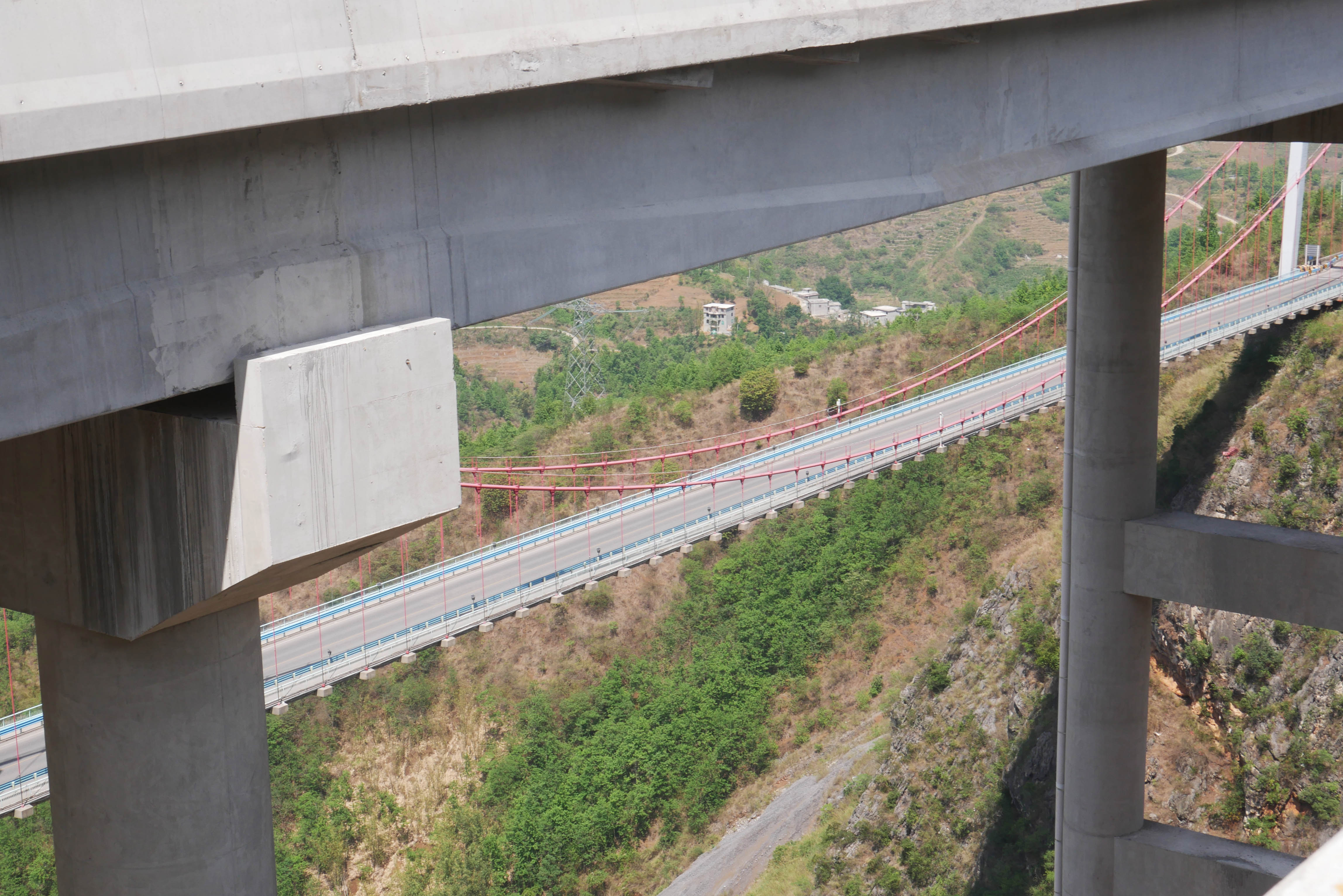 AzhiheDeckSlope.JPG